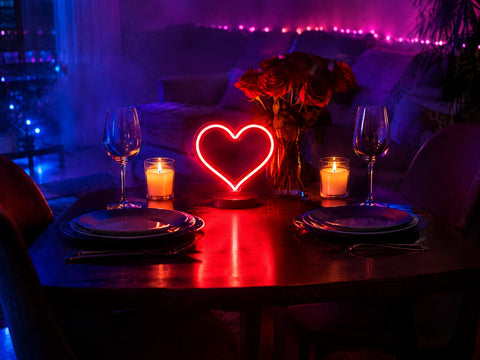 Saint-Valentin 2027 : déco et cadeaux lumineux