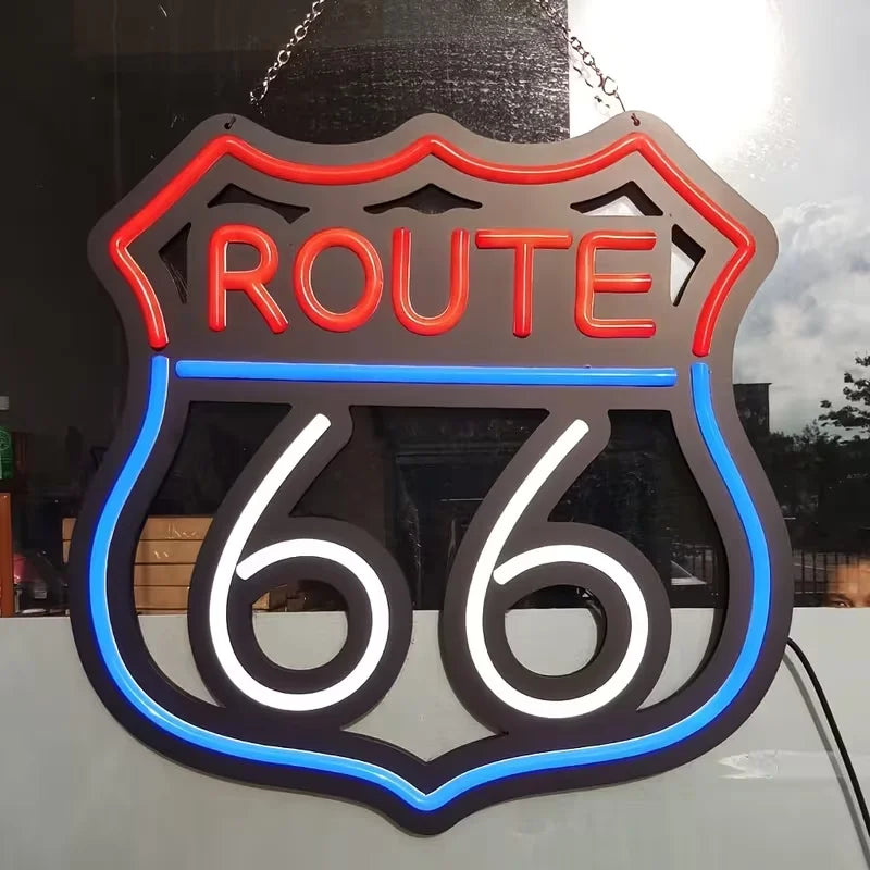 Néon LED Route 66 – vue de face, suspendu par sa chaîne