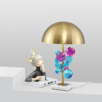 Lampe champignon à boules de verre – lampe de table à boules colorées sur une étagère