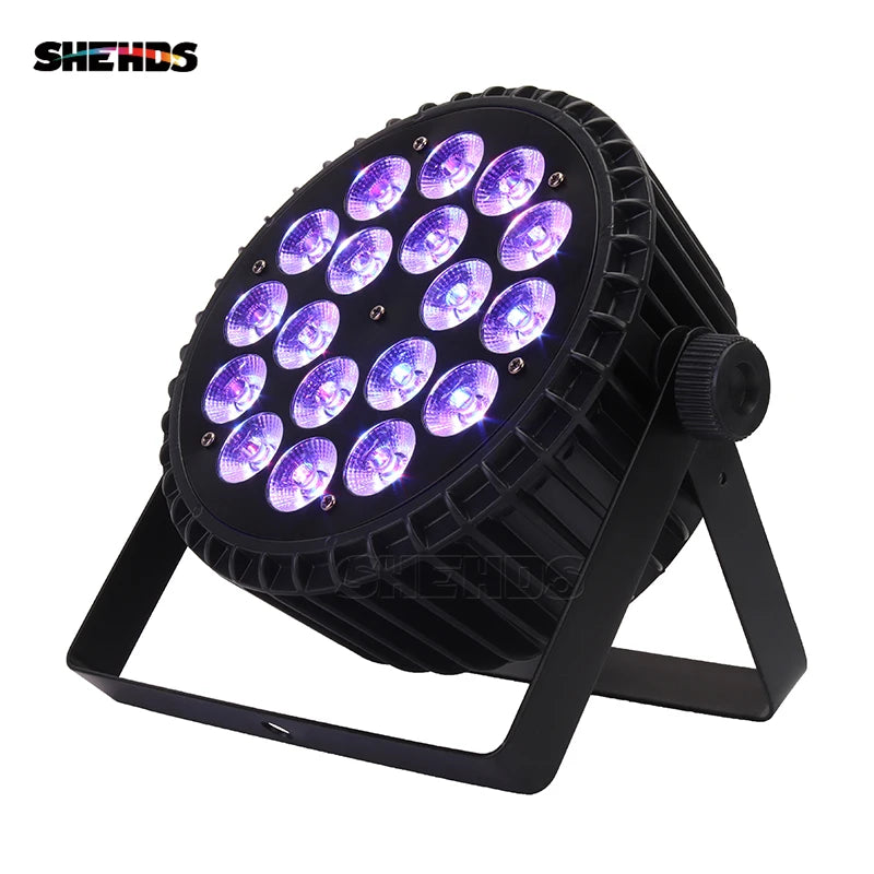 PAR LED aluminium – PAR plat allumé en violet, vue de trois quarts