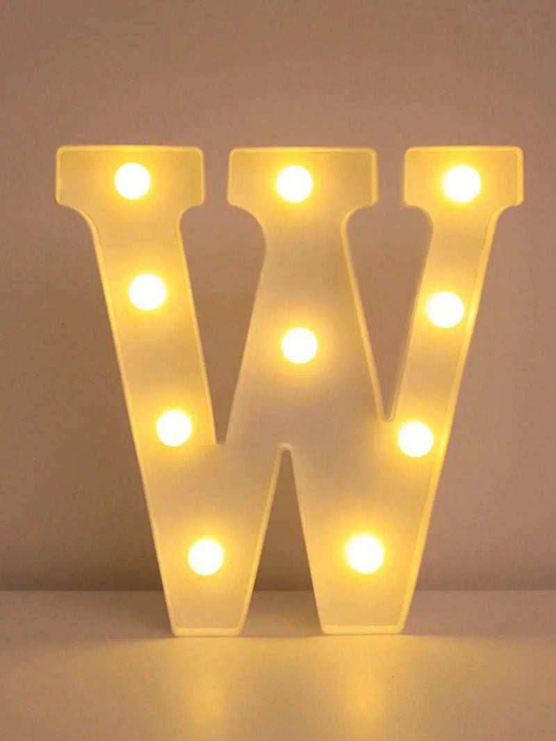 Lettre lumineuse LED 22 cm à piles, A à Z et 0 à 9