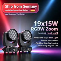 Lyre LED wash zoom 19 x 15 W – deux lyres en situation sur une affiche de présentation