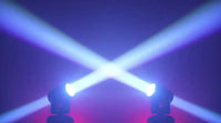 Mini lyre LED beam 180 W – deux lyres projetant des faisceaux blancs croisés