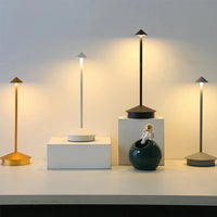 Lampe de table sans fil à chapeau conique – vue 2