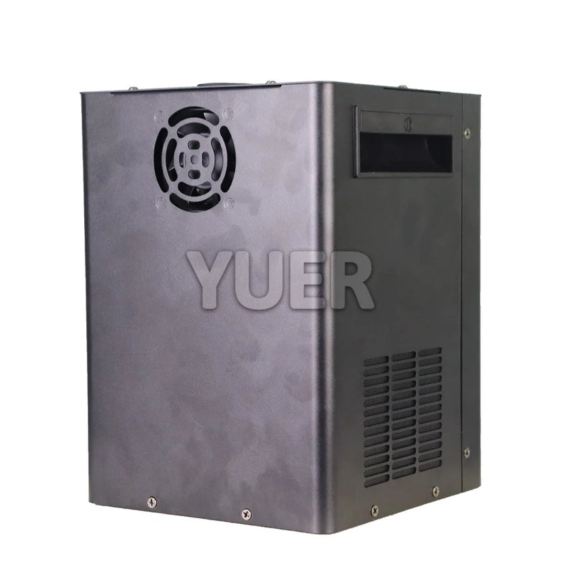 Machine à étincelles froides 750 W – vue latérale avec ventilation et poignée encastrée