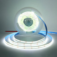 Bande LED COB ultra-fine – rouleau allumé en blanc froid