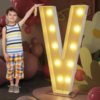 Lettre lumineuse géante 120 cm en carton mousse, 10 ampoules LED blanc chaud