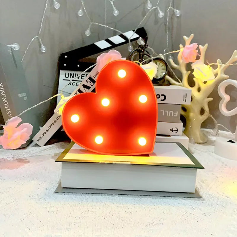 Lettre lumineuse LED 16 cm à piles, A à Z, esperluette et cœur rouge