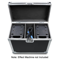 Flight case pour 2 lyres LED – valise ouverte avec deux logements en mousse et un câble, machines non incluses