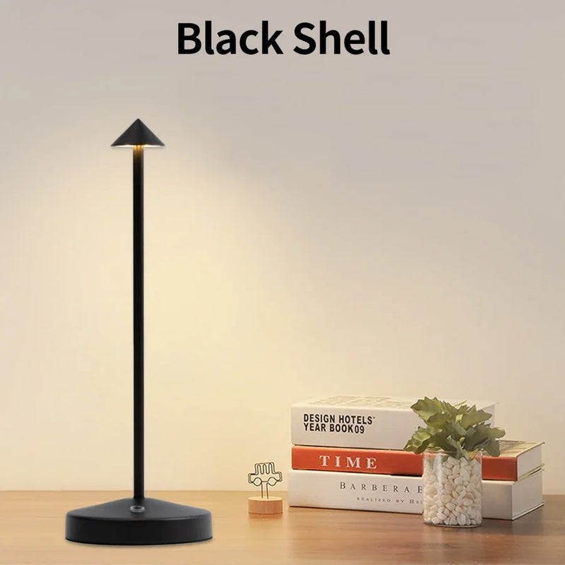 Lampe de table sans fil à chapeau conique – version noire