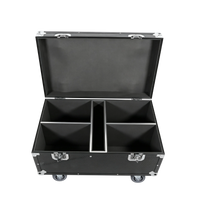 Flight case à roulettes pour 4 projecteurs, ouvert et vide