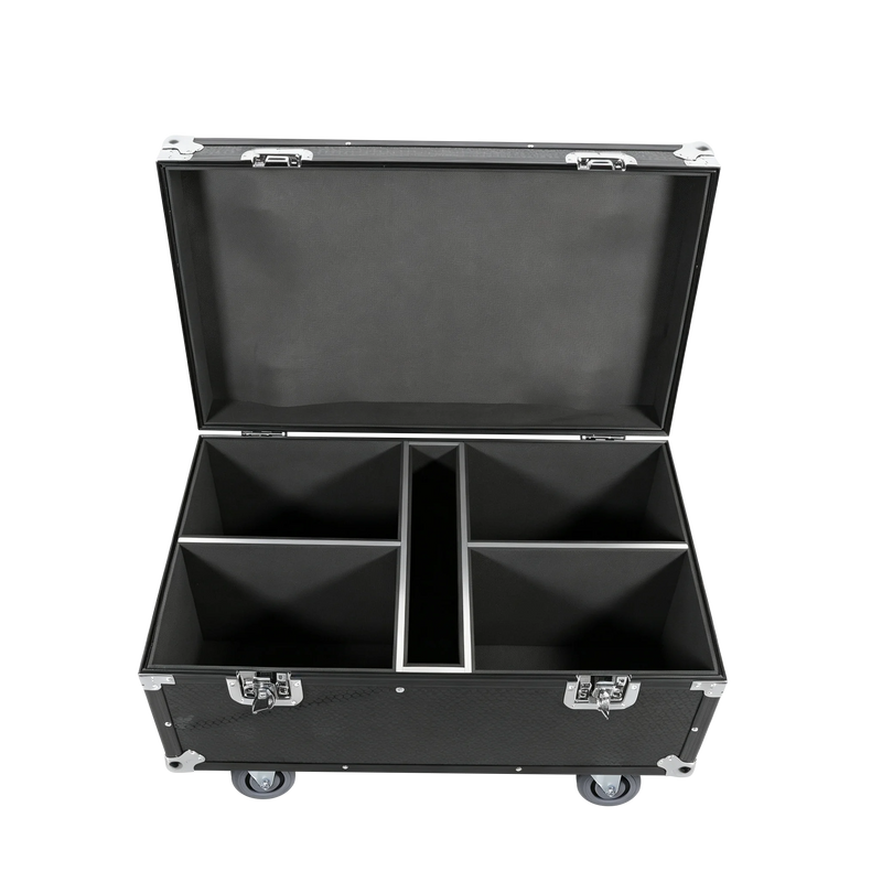 Flight case à roulettes pour 4 projecteurs, ouvert et vide