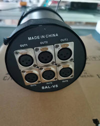 Répartiteur DMX 6 sorties – gros plan sur les six sorties XLR numérotées