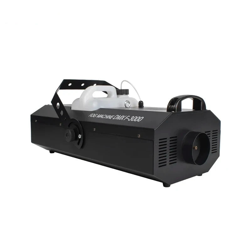 Machine à fumée 3000 W – vue de trois quarts avec étrier et bouche de sortie