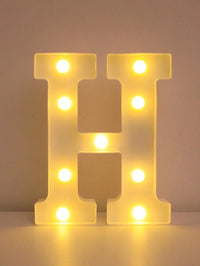 Lettre lumineuse LED 22 cm à piles, A à Z et 0 à 9