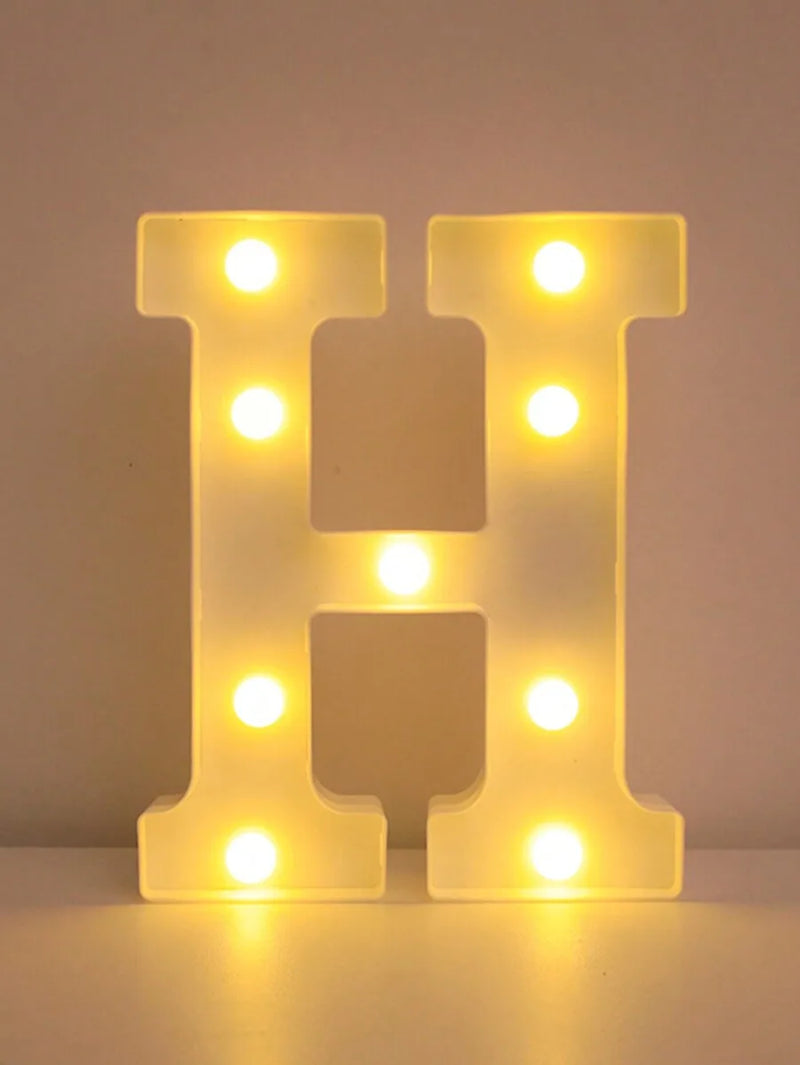 Lettre lumineuse LED 22 cm à piles, A à Z et 0 à 9