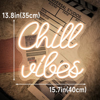 Néon déco LED « Good Vibes Only » ou « Chill Vibes » – dimensions du néon « Chill Vibes » : 40 x 35 cm