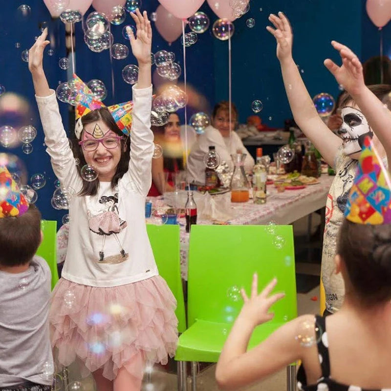 Mini machine à bulles LED RGB – bulles au-dessus d'une fête d'enfants