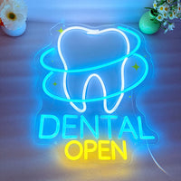 Enseigne néon dentiste DENTAL OPEN – gros plan de la dent et des mots DENTAL OPEN