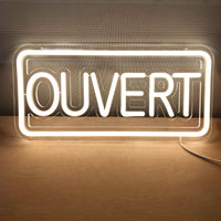 Panneau lumineux ouvert multilingue – OUVERT blanc, cadre blanc