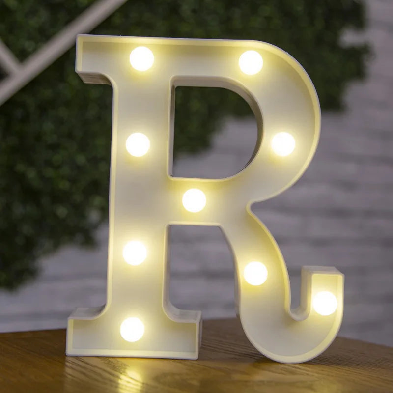 Lettres et chiffres lumineux LED à piles – lettre R allumée