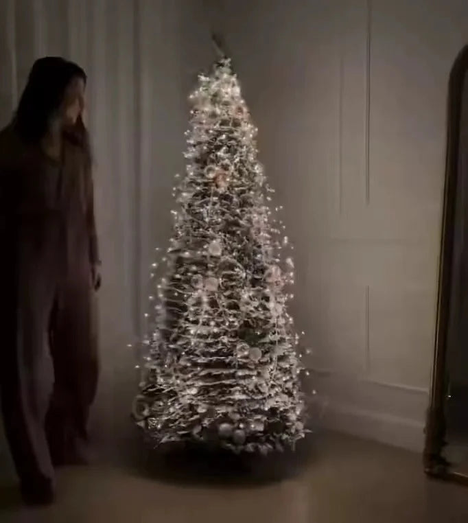 Sapin de Noël pliable pré-décoré lumineux – sapin allumé vu de face