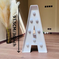 Lettre chapiteau lumineuse 91,5 cm – lettre A, hauteur 91,5 cm