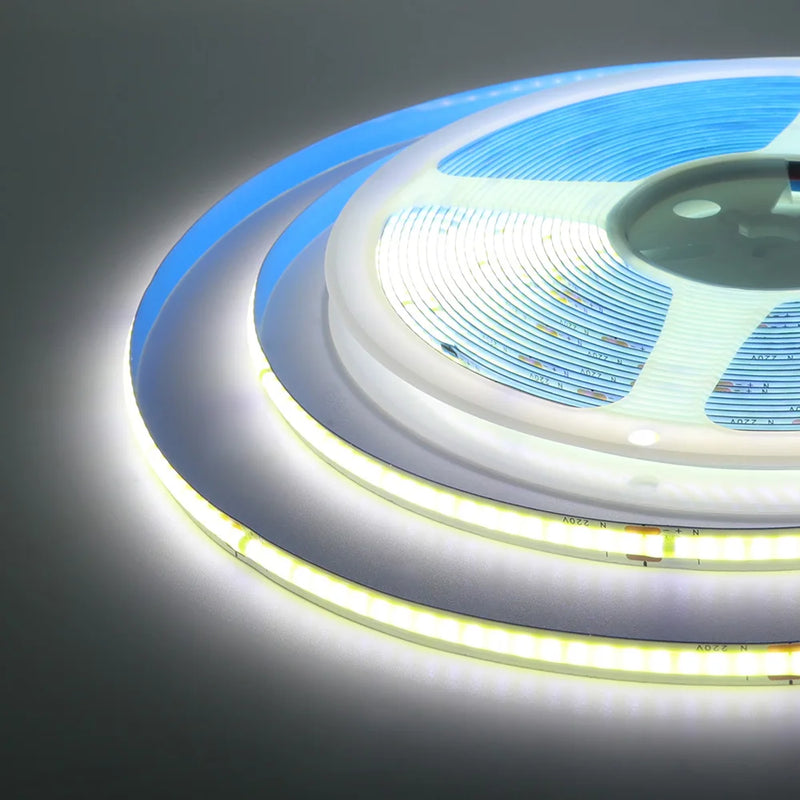Bande LED COB 220 V – rouleau allumé en blanc froid