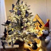 Guirlande lumineuse pétard LED – petit sapin décoré de grappes lumineuses blanc chaud