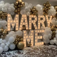 Lettre chapiteau lumineuse 91,5 cm à ampoules pour mariage, bal et anniversaire