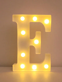 Lettre lumineuse LED 22 cm à piles, A à Z et 0 à 9