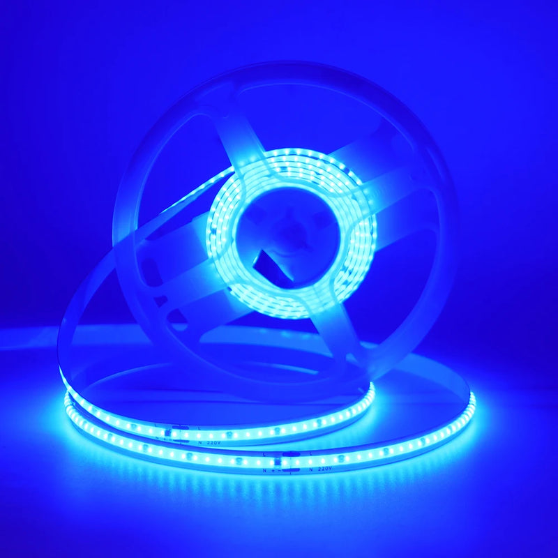 Ruban LED COB 220 V – rouleau allumé en bleu