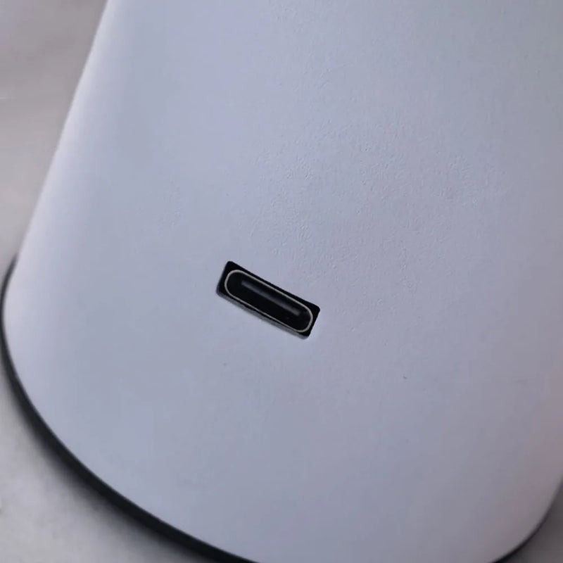 Lampe champignon sans fil – port de recharge USB Type-C en gros plan