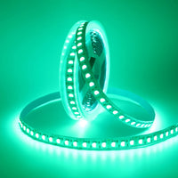 Ruban LED RGBW 4 en 1 de 5 m – ruban allumé en turquoise