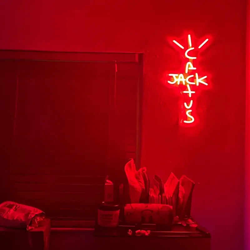 Néon LED Cactus Jack – version rouge accrochée au mur