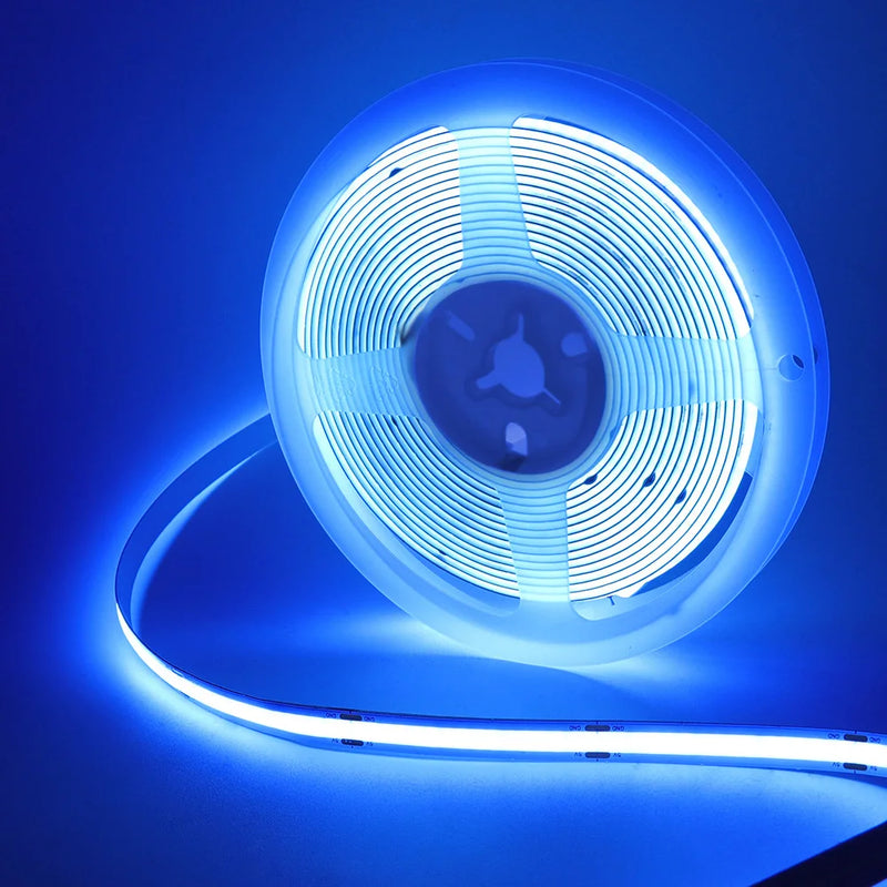 Ruban LED USB COB 8 mm – rouleau allumé en bleu