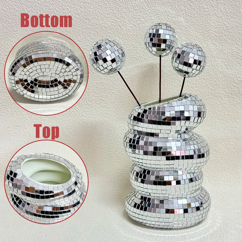 Vase boule à facettes en spirale – dessous et ouverture du vase