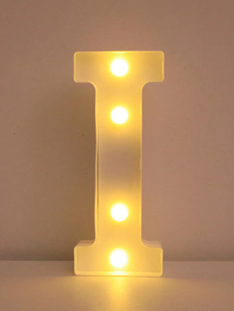 Lettre lumineuse LED 22 cm à piles, A à Z et 0 à 9