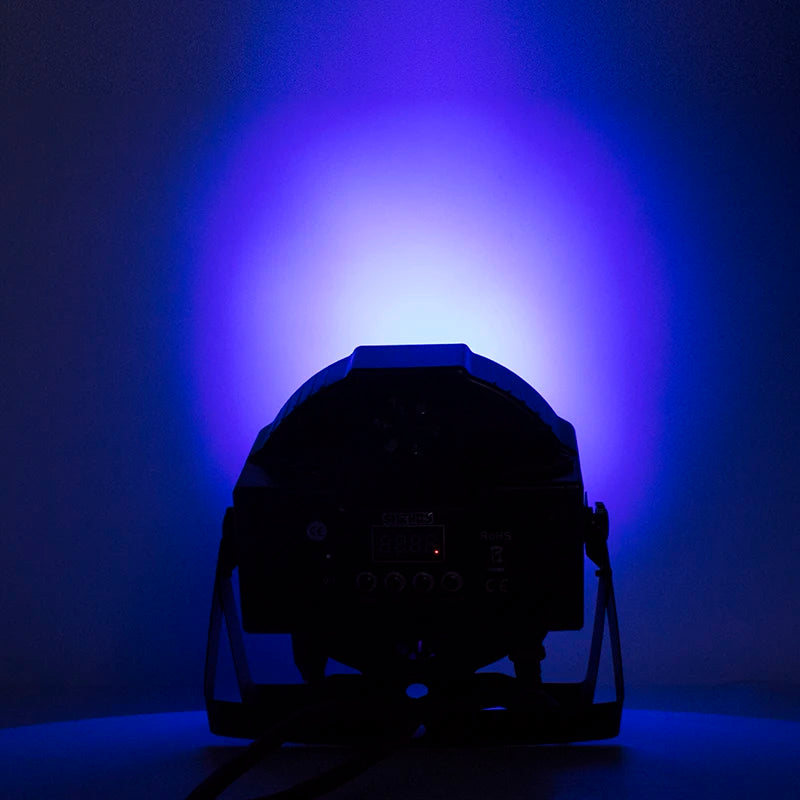 Projecteur PAR LED – lumière bleue projetée, vue de l'arrière