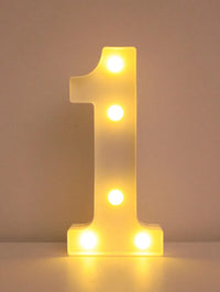 Lettre lumineuse LED 22 cm à piles, A à Z et 0 à 9