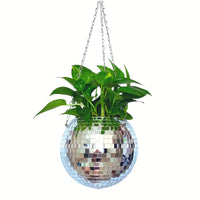 Jardinière boule à facettes – plante verte dans la boule argentée suspendue