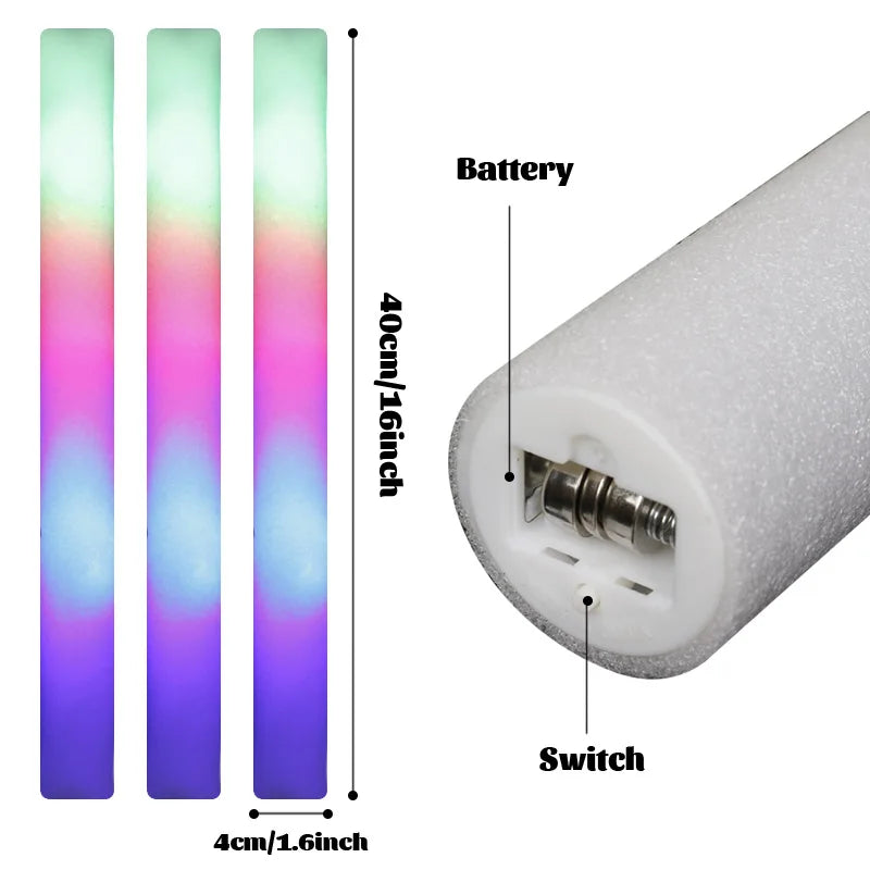 Bâtons lumineux en mousse – dimensions : 40 cm de long, 4 cm de diamètre, pile et interrupteur