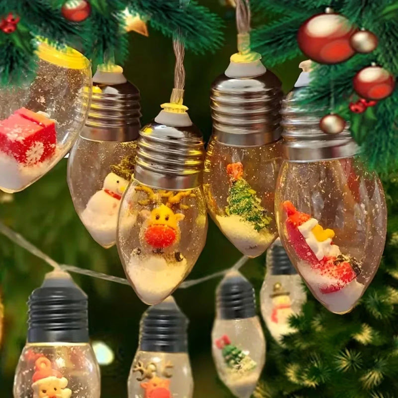Guirlande sapin lumineuse boules à neige – ampoules à neige accrochées dans un sapin de Noël, autre vue