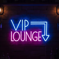 Néon LED déco bar et salle de jeux – modèle « VIP Lounge » avec flèche, 42 x 24 cm