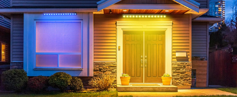 Barre LED pixel COB RGBW – éclairage d'une façade d'entrée en jaune