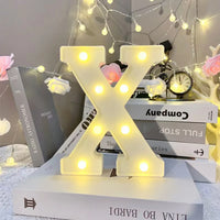 Lettre lumineuse LED 16 cm à piles, A à Z, esperluette et cœur rouge