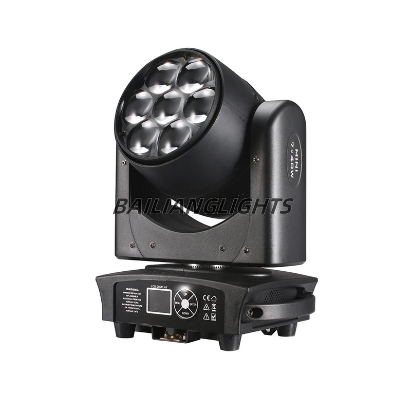Lyre LED zoom 7 x 40 W – lyre vue de face en lumière blanche