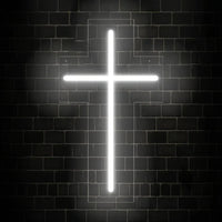 Néon LED croix lumineuse blanche – croix néon allumée sur un mur de briques