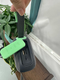 Enceinte Bluetooth lumineuse portable – cache de protection soulevé : ports AUX, USB, TF et Type-C