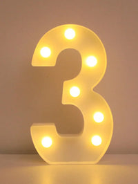 Lettre lumineuse LED 22 cm à piles, A à Z et 0 à 9